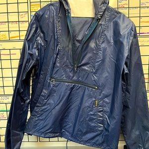 Ladies hooded windbreaker.